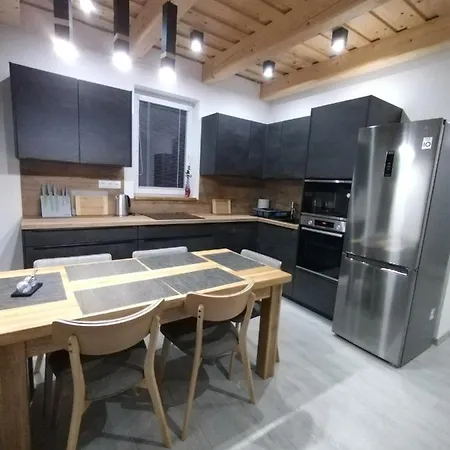 Rekreacny Dom Pod Smrekovom Casa de Férias Lúčky